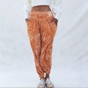 Urban Outfitters Aurora boho crushed velvet Jogger Pants in Burnt Orange